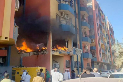 Marea Britanie si-a evacuat la randul sau personalul diplomatic din Sudan: „Fortele armate britanice au efectuat o evacuare complexa si rapida”
