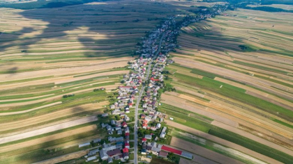 Fotografii virale cu localitatea in care toti cei 6.000 de oameni stau pe aceeasi strada - FOTO 