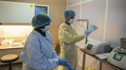„Risc biologic uris”. Luptatorii din Sudan au capturat un laborator cu mai multe mostre de virusuri periculoase