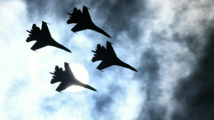 Avioane de vanatoare ale NATO au interceptat trei avioane rusesti in spatiul aerian de deasupra Marii Baltice Avioane de vanatoare ale NATO au interceptat trei avioane rusesti in spatiul aerian de deasupra Marii Baltice