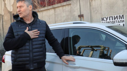 A inceput procesul lui Evgheni Roizman, unul din ultimii oponenti ai lui Putin ramasi in Rusia. E acuzat de discreditarea armatei ruse