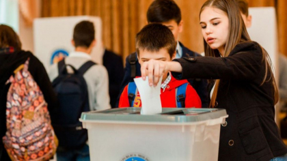 „Educatie electorala" urmeaza sa fie predata in scolile din Moldova. Ce vor invata elevii din 2023
