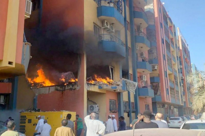 Conflictul din Sudan: Aproape 1.700 de civili din 50 de tari au fugit cu o nava in Arabia Saudita