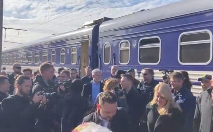 Liderii Republicii Cehe si Slovaciei au sosit la Kiev - VIDEO