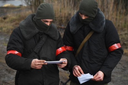 Ce este „Zindane”, noua metoda prin care comandantii rusi pedepsesc militarii beti si nedisciplinati
Ce este „Zindane”, noua metoda prin care comandantii rusi pedepsesc militarii beti si nedisciplinati