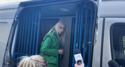 „Procurorii cunosc mai multe decat noi.” Reactia presedintelui Parlamentului, dupa ce Marina Tauber a fost retinuta in timp ce incerca sa paraseasca tara „Procurorii cunosc mai multe decat noi.” Reactia presedintelui Parlamentului, dupa ce Marina Tauber a fost retinuta in timp ce incerca sa paraseasca tara