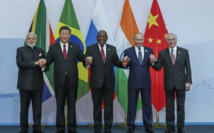 „Va trebui sa-l arestam.” Africa de Sud ii cere lui Putin sa nu participe la summitul BRICS din cauza mandatului de arestare „Va trebui sa-l arestam.” Africa de Sud ii cere lui Putin sa nu participe la summitul BRICS din cauza mandatului de arestare
