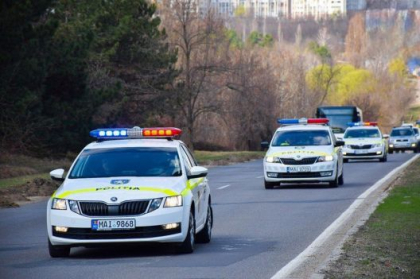 Exercitii de securitate, pe arterele principale din sectoarele Centru si Botanica ale capitalei. Precizarile politiei Exercitii de securitate, pe arterele principale din sectoarele Centru si Botanica ale capitalei. Precizarile politiei