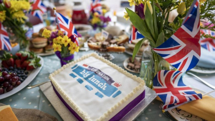 O noua zi de sarbatoare in Marea Britanie. Peste 67.000 de pranzuri comunitare, petreceri stradale si "Concertul incoronarii" - VIDEO 
