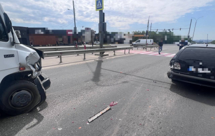 Accident la Magdacesti, cu implicarea un microbuz care transporta participanti la protestul organizat de partidul SOR din capitala. Politia a intervenit - FOTO Accident la Magdacesti, cu implicarea un microbuz care transporta participanti la protestul organizat de partidul SOR din capitala. Politia a intervenit - FOTO