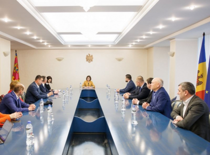 Discutiile Maiei Sandu cu mai multi reprezentanti ai partidelor: Importanta aderarii Republicii Moldova la Uniunea Europeana Discutiile Maiei Sandu cu mai multi reprezentanti ai partidelor: Importanta aderarii Republicii Moldova la Uniunea Europeana