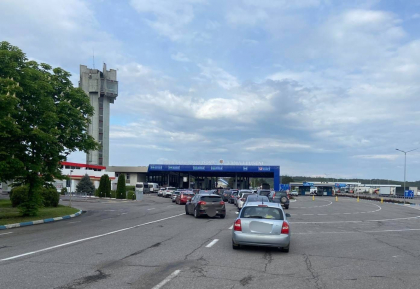 In atentia calatorilor: Trafic intensiv la vama Leuseni-Albita si Sculeni, pe sensul de intrare in Republica Moldova In atentia calatorilor: Trafic intensiv la vama Leuseni-Albita si Sculeni, pe sensul de intrare in Republica Moldova