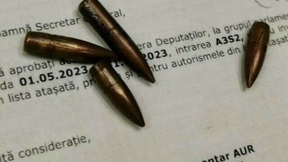 Incident de securitate la Parlamentul Romaniei. Un membru al partidului AUR a incercat sa intre in cladire cu gloante. Politistii au deschis dosar penal
