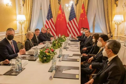 SUA si China au reluat contactele diplomatice la nivel inalt. Subiectele cele mai sensibile, discutate intr-o intalnire la Viena SUA si China au reluat contactele diplomatice la nivel inalt. Subiectele cele mai sensibile, discutate intr-o intalnire la Viena