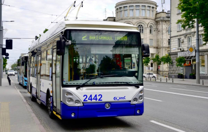 Atentie, calatori. Troleibuzele si autobuzele vor atesta intarzieri de la orarul stabilit 