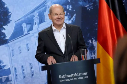 Scholz lui Zelenski: „Va vom sustine atat timp cat va fi necesar” Scholz lui Zelenski: „Va vom sustine atat timp cat va fi necesar”