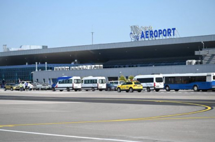 Simularea generala pentru summitul CPE: Zborul Chisinau-Bruxelles a intarziat cu 30 de minute 