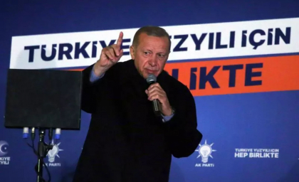 Alegeri Turcia: „Urmeaza cele mai lungi doua saptamani din istoria tarii”. Erdogan a obtinut mai multe voturi decat Kilicdaroglu la prezidentiale, cei doi se vor lupta in turul 2 Alegeri Turcia: „Urmeaza cele mai lungi doua saptamani din istoria tarii”. Erdogan a obtinut mai multe voturi decat Kilicdaroglu la prezidentiale, cei doi se vor lupta in turul 2