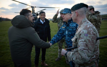 Vizita surpriza a lui Volodimir Zelenski la Londra. Presedintele Ucrainei se intalneste cu premierul Rishi Sunak pentru „negocieri substantiale” Vizita surpriza a lui Volodimir Zelenski la Londra. Presedintele Ucrainei se intalneste cu premierul Rishi Sunak pentru „negocieri substantiale”