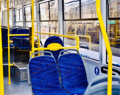 Atentie! Incep lucrarile de reparatie a benzii de circulatie de pe bulevardul Dacia. Troleibuzele si autobuzele isi vor schimba itinerarul in urmatoarele zile Atentie! Incep lucrarile de reparatie a benzii de circulatie de pe bulevardul Dacia. Troleibuzele si autobuzele isi vor schimba itinerarul in urmatoarele zile