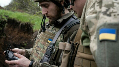 Armata Ucrainei distruge tancurile rusesti de milioane de euro cu drone cumparate din comert. Cum este posibil