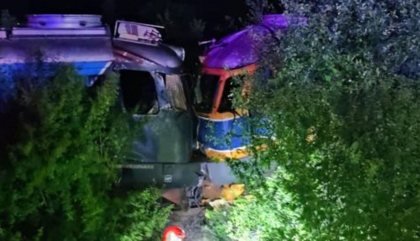 Accident feroviar judetul Giurgiu din Romania: Doua locomotive s-au ciocnit. Doua persoane au ajuns la spital - FOTO