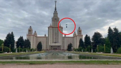 Steagul asa-numitei „Rusia libera” a fluturat in inima Moscovei. „Multumim celor care ne sustin si ne asteapta” - FOTO