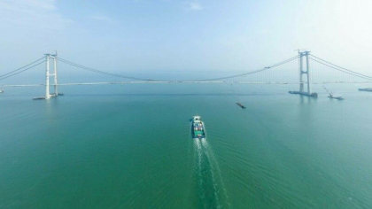 Proiect gigant al Chinei. Construieste un pod cu 6,7 miliarde de dolari, lung de 24 kilometri si 8 benzi de circulatie - FOTO/VIDEO Proiect gigant al Chinei. Construieste un pod cu 6,7 miliarde de dolari, lung de 24 kilometri si 8 benzi de circulatie - FOTO/VIDEO