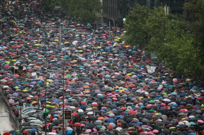 „M-am saturat de minciuni si coruptie”. Cel mai mare protest din ultimii 20 de ani in Serbia dupa crimele in masa - VIDEO 