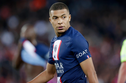 Mbappe, desemnat cel mai bun jucator al sezonului in Franta Mbappe, desemnat cel mai bun jucator al sezonului in Franta