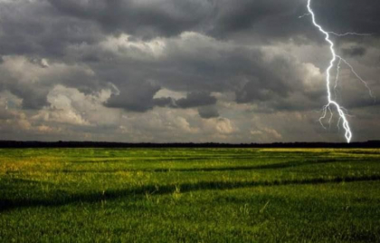  Ploi cu descarcari electrice in sudul tarii si maxime de 27 de grade. Cum va fi vremea astazi, dar si in urmatoarele zile. Progonoza meteo