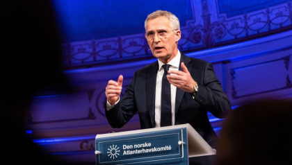NATO va desfasura trupe suplimentare in Kosovo pentru a reduce violenta. Jens Stoltenberg a anuntat ca 700 de soldati vor fi trimisi in zilele urmatoare in regiune NATO va desfasura trupe suplimentare in Kosovo pentru a reduce violenta. Jens Stoltenberg a anuntat ca 700 de soldati vor fi trimisi in zilele urmatoare in regiune
