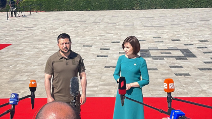 Volodimir Zelenski, la Summitul Comunitatii Politice Europene: „Sunt fericit sa fiu aici. Multumim moldovenilor pentru ca gazduiti refugiatii din primele zile ale razboiului” - VIDEO Volodimir Zelenski, la Summitul Comunitatii Politice Europene: „Sunt fericit sa fiu aici. Multumim moldovenilor pentru ca gazduiti refugiatii din primele zile ale razboiului” - VIDEO
