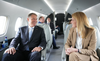 Klaus Iohannis si Roberta Metsola au venit impreuna la Chisinau pentru a participa la Summitul Comunitatii Politice Europene - FOTO Klaus Iohannis si Roberta Metsola au venit impreuna la Chisinau pentru a participa la Summitul Comunitatii Politice Europene - FOTO