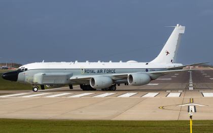 Cerul Republicii Moldova - protejat in urmatoarele doua zile de NATO, in timpul Summitului CPE. Un avion al Marii Britanii survoleaza spatiul aerian al tarii - FOTO 