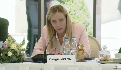 Giorgia Meloni, la Summitul CPE: „Suntem aici pentru a reaminti ca nu vom permite ca principiile europene sa fie distruse de cei care cred ca ne pot reintoarce in cei mai dificili ani ai secolului trecut'' Giorgia Meloni, la Summitul CPE: „Suntem aici pentru a reaminti ca nu vom permite ca principiile europene sa fie distruse de cei care cred ca ne pot reintoarce in cei mai dificili ani ai secolului trecut''