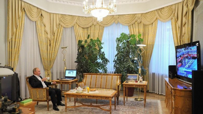 Schemele dubioase prin care Vladimir Putin le-a cumparat case de lux fiicelor sale si fostei sotii