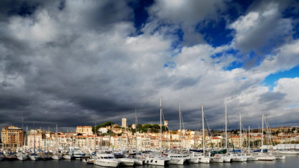 Cutremur, avion supersonic, activitate militara, Putin? O explozie „ciudata” a zguduit de doua ori zona orasului Cannes Cutremur, avion supersonic, activitate militara, Putin? O explozie „ciudata” a zguduit de doua ori zona orasului Cannes