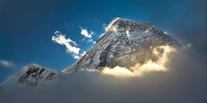 Nepalul va inaspri conditiile de acordare a permiselor pentru Everest, dupa unul dintre cele mai mortale sezoane de alpinism din ultimii ani Nepalul va inaspri conditiile de acordare a permiselor pentru Everest, dupa unul dintre cele mai mortale sezoane de alpinism din ultimii ani