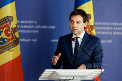 Nicu Popescu intreprinde mai multe vizite de lucru la Bruxelles si Stockholm. Se va intalni cu omologul sau suedez si cu alti oficiali europeni Nicu Popescu intreprinde mai multe vizite de lucru la Bruxelles si Stockholm. Se va intalni cu omologul sau suedez si cu alti oficiali europeni