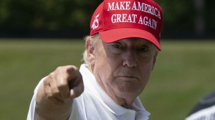 Donald Trump este acuzat oficial ca a ascuns acasa, inclusiv in baie, documente cu secrete nucleare ale SUA Donald Trump este acuzat oficial ca a ascuns acasa, inclusiv in baie, documente cu secrete nucleare ale SUA