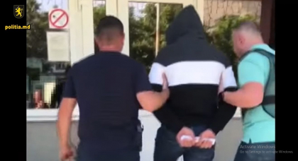 Pensionar de 64 de ani batut si jefuit de doi tineri de 23 si 27 de ani, in Singerei Pensionar de 64 de ani batut si jefuit de doi tineri de 23 si 27 de ani, in Singerei