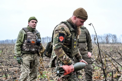 Lupte grele in estul Ucrainei. Rusii sunt in defensiva in sud, potrivit Kievului Lupte grele in estul Ucrainei. Rusii sunt in defensiva in sud, potrivit Kievului