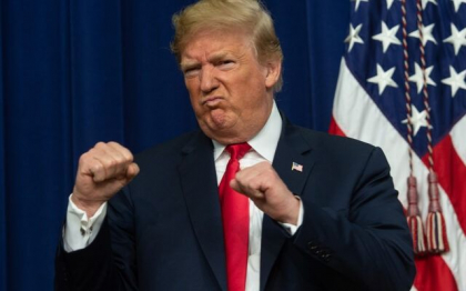 Trump risca 20 de ani de inchisoare. Ar fi pastrat documente clasificate in dusul casei sale din Florida. Departamentul de Justitie a desecretizat rechizitoriul dosarului fostului presedinte Trump risca 20 de ani de inchisoare. Ar fi pastrat documente clasificate in dusul casei sale din Florida. Departamentul de Justitie a desecretizat rechizitoriul dosarului fostului presedinte