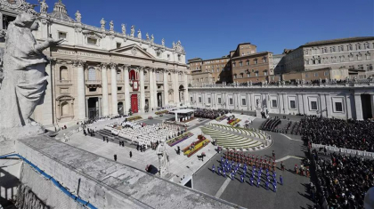 Vaticanul trimite primul sau satelit in spatiu, la bordul caruia se afla o rugaciune a Papei Francisc Vaticanul trimite primul sau satelit in spatiu, la bordul caruia se afla o rugaciune a Papei Francisc