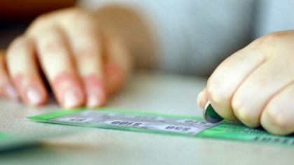 Belgia: Un refugiat ucrainean a castigat 500.000 de euro cu un un loz razuibil. Gestul pe care vrea sa-l faca pentru tara sa Belgia: Un refugiat ucrainean a castigat 500.000 de euro cu un un loz razuibil. Gestul pe care vrea sa-l faca pentru tara sa