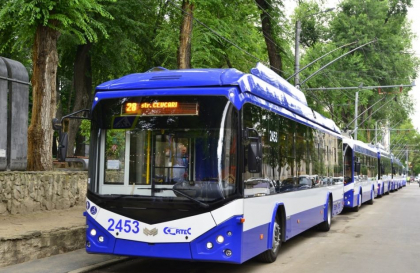 Atentie, calatori. Circulatia transportului public pe strada Bucuresti va fi redirectionata si maine. Cum vor circula troleibuzele Atentie, calatori. Circulatia transportului public pe strada Bucuresti va fi redirectionata si maine. Cum vor circula troleibuzele