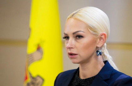 „O decizie fara precedent... Dumnezeu cu dansii.” Marina Tauber, dupa decizia Curtii Constitutionale de a scoate partidul SOR in afara legii 
