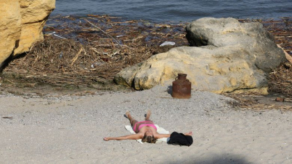 „O groapa de gunoi si cimitir de animale”. Plajele din Odesa au fost inchise dupa ce autoritatile au gasit salmonella si E. Coli in apa
