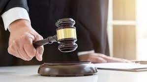 Cazul barbatului batut si injunghiat intr-un local din capitala de doi baieti si doua fete: cei patru si-au aflat sentinta Cazul barbatului batut si injunghiat intr-un local din capitala de doi baieti si doua fete: cei patru si-au aflat sentinta